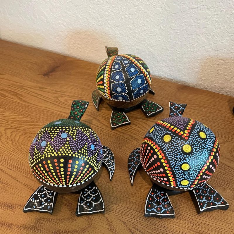 Handmade Painted Coconut Shell Turtle Bobblehead – Coastal Decor