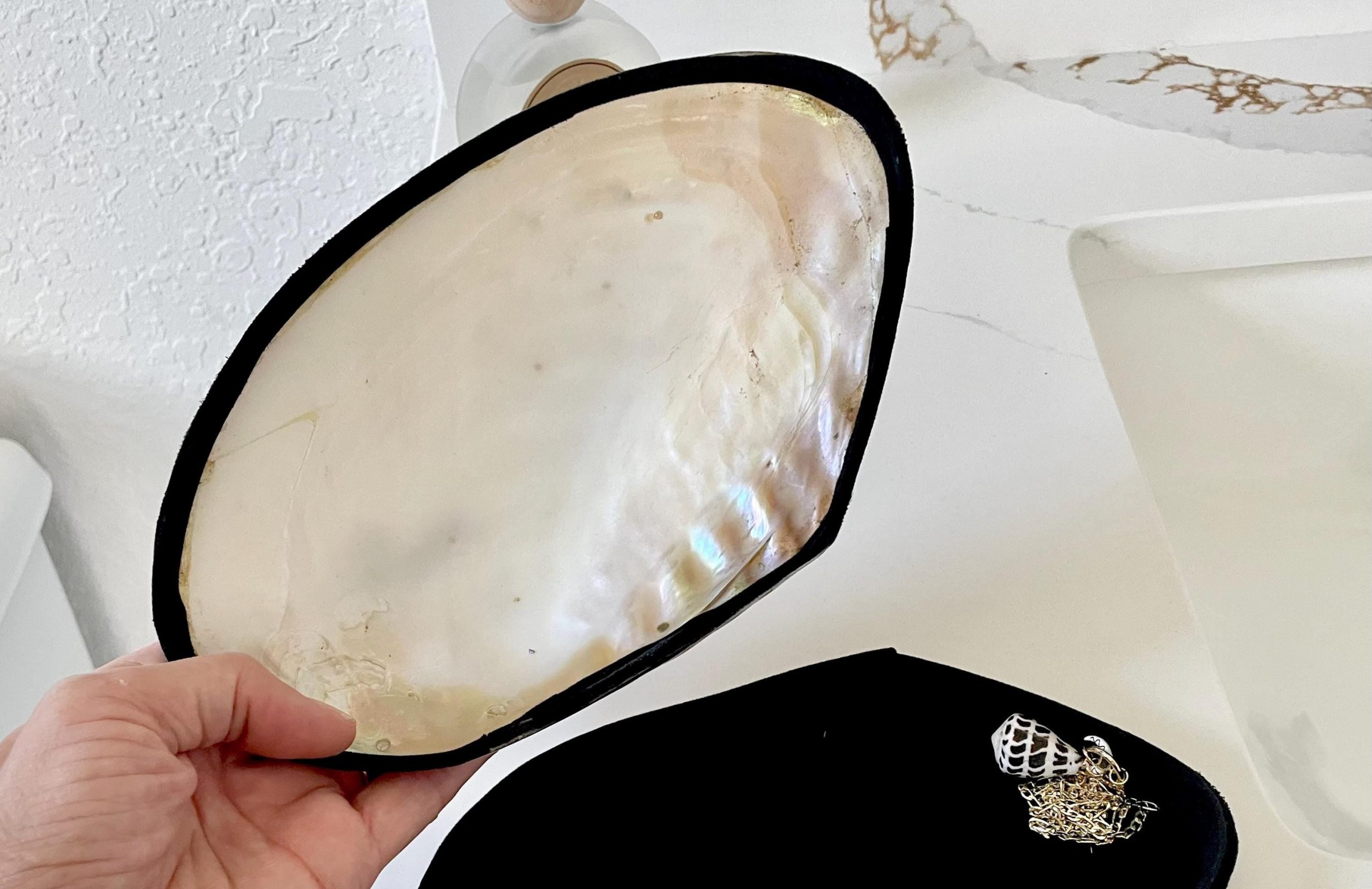 Handmade 8" Mussel Shell Jewelry Gift Box Iridescent Mother of Pearl Coastal Décor - Image 12